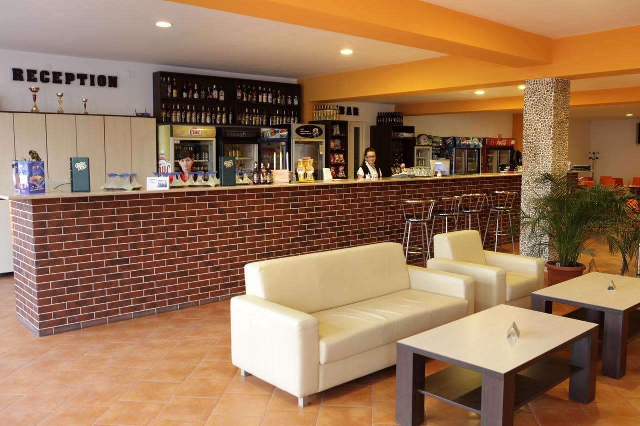 Hotel Romantik Balauseri 外观 照片