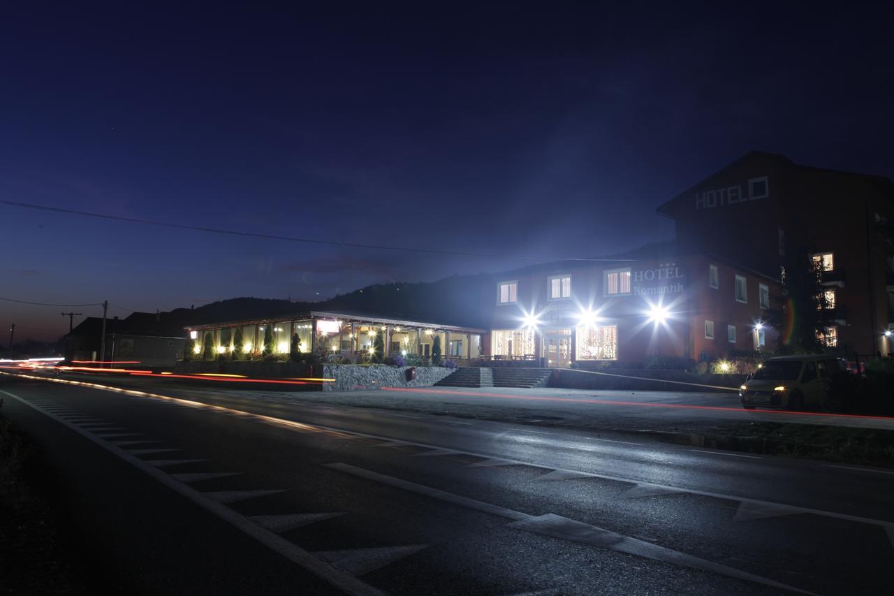 Hotel Romantik Balauseri 外观 照片