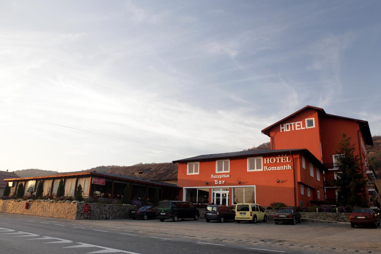 Hotel Romantik Balauseri 外观 照片
