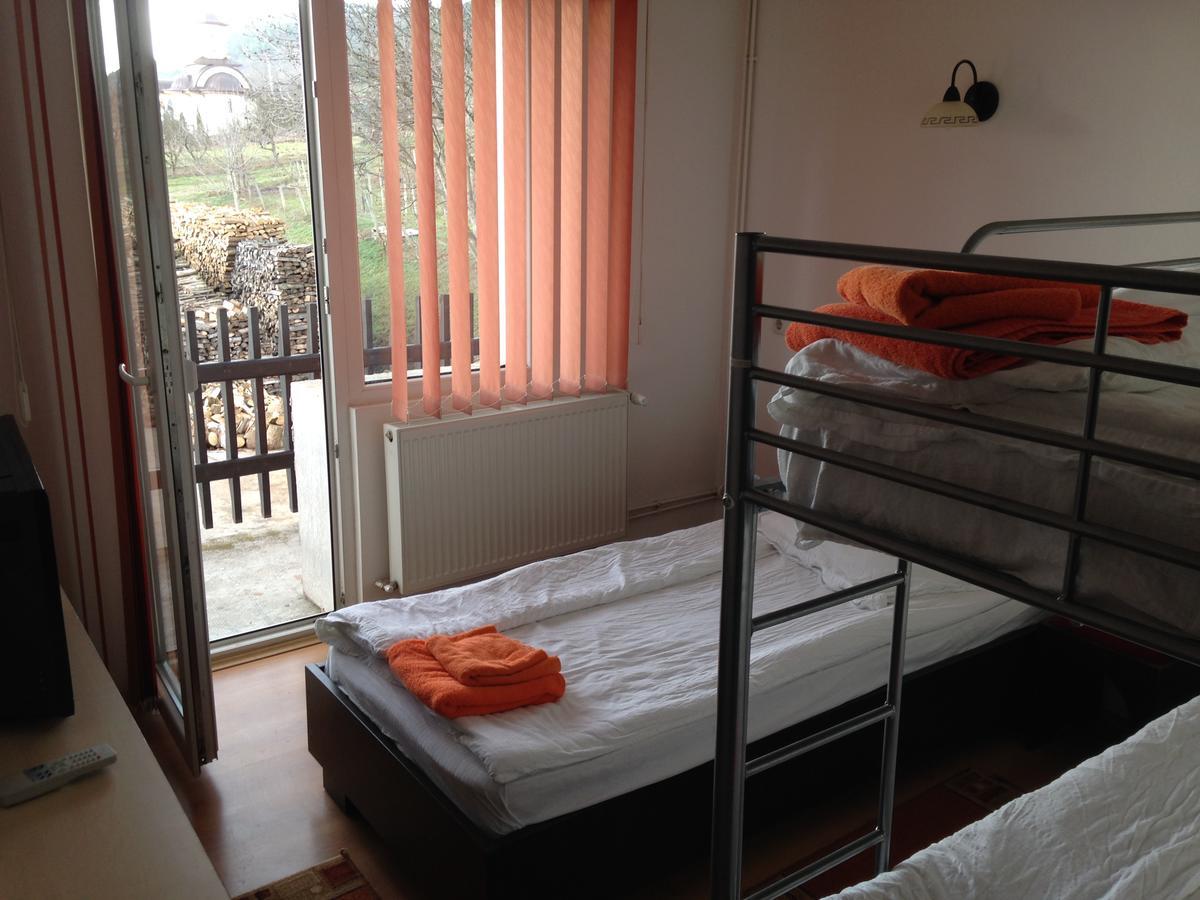 Hotel Romantik Balauseri 外观 照片