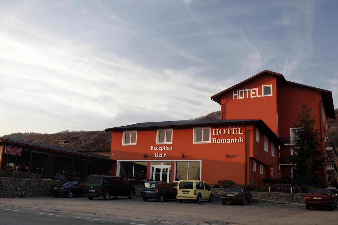 Hotel Romantik Balauseri 外观 照片